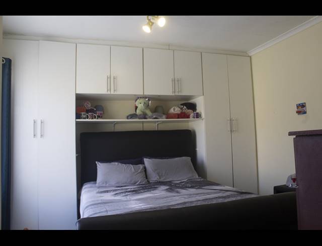 4 BEDROOM TOWNHOUSE TO LET IN WILGEHEUWEL